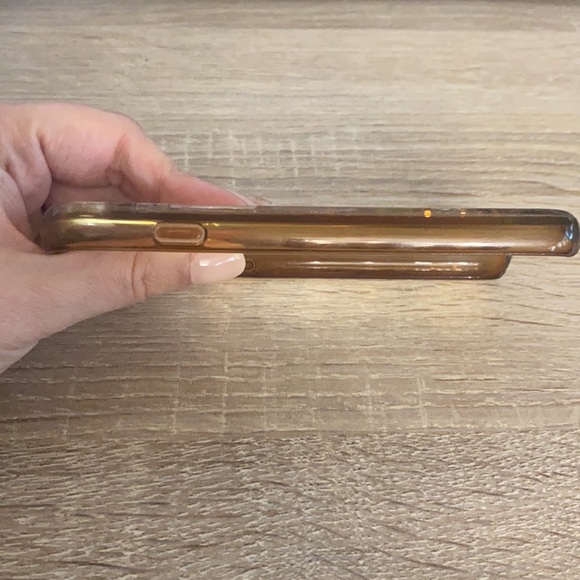 Kate Spade Glitter iPhone 7/8 Case! - Picture 4 of 6